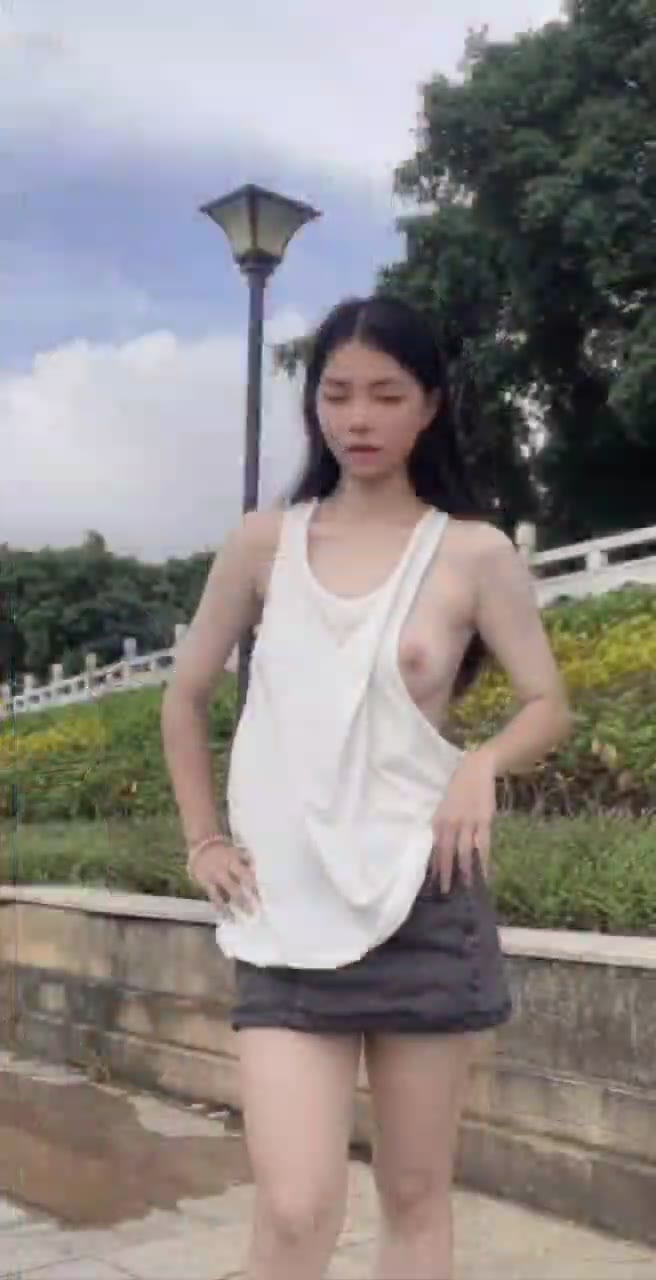 搜索关键词：安慕曦（视频 1/1）