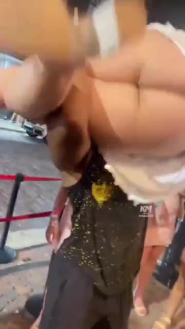 谁家未婚妻，都被倪哥拍视频漏光光了😍（视频 1/1）
