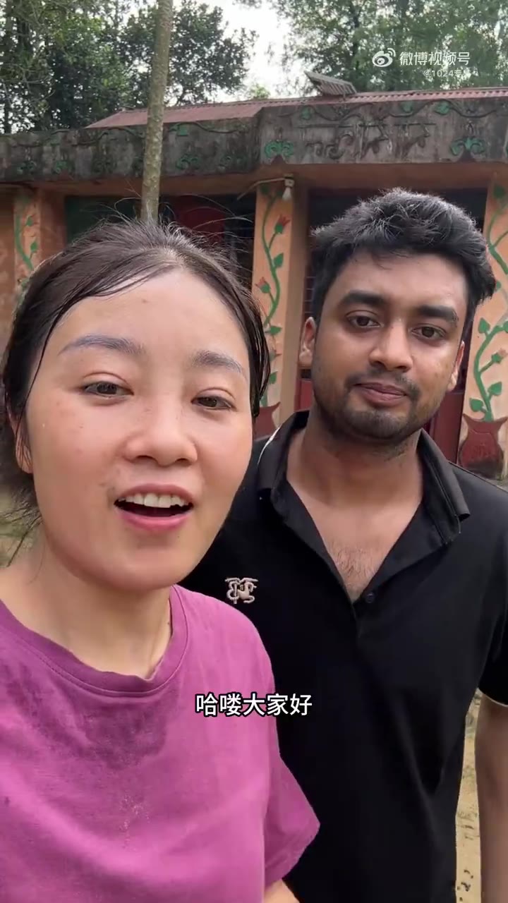 广东佛山女子99年的女孩去孟加拉旅游，喜欢上了当地导游马蒙！ 恋爱了留在了孟加拉国，和男朋友同居后分手！ 间隔5个月，昨天再次更新视频：她在孟加拉国找到了新男…
