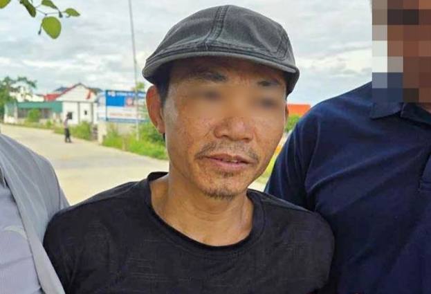 #马来西亚新闻 沙巴拿笃35岁承包商涉嫌性侵亲生女儿被捕 2026年7月31日消息，马来西亚沙巴州拿笃警方通报，一名35岁承包商遭到逮捕，涉嫌性侵亲生女儿。 …