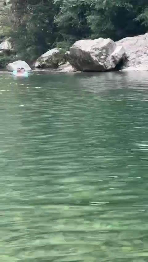 #水炮 夏天玩水 小忙一会（视频 1/1）