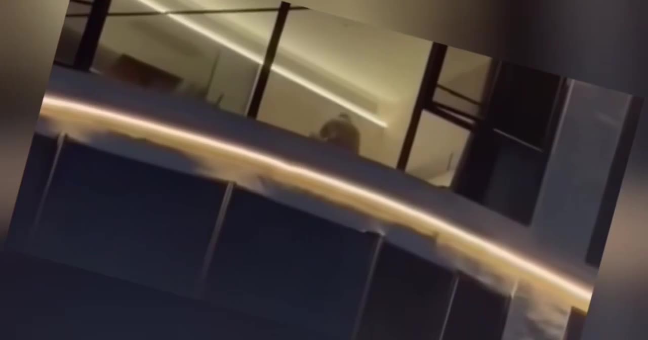 网红 打卡地归朴 酒店 🍉 #不拉窗帘 小忙一会 #激情 狗男女 ！（视频 1/3）