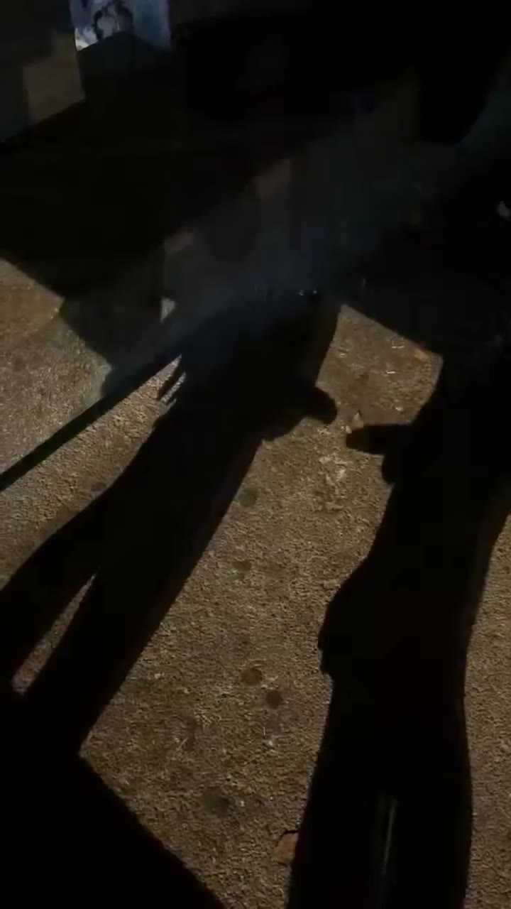 被遮挡的视频封面：#皮影戏 互撸娃（视频 1/1）